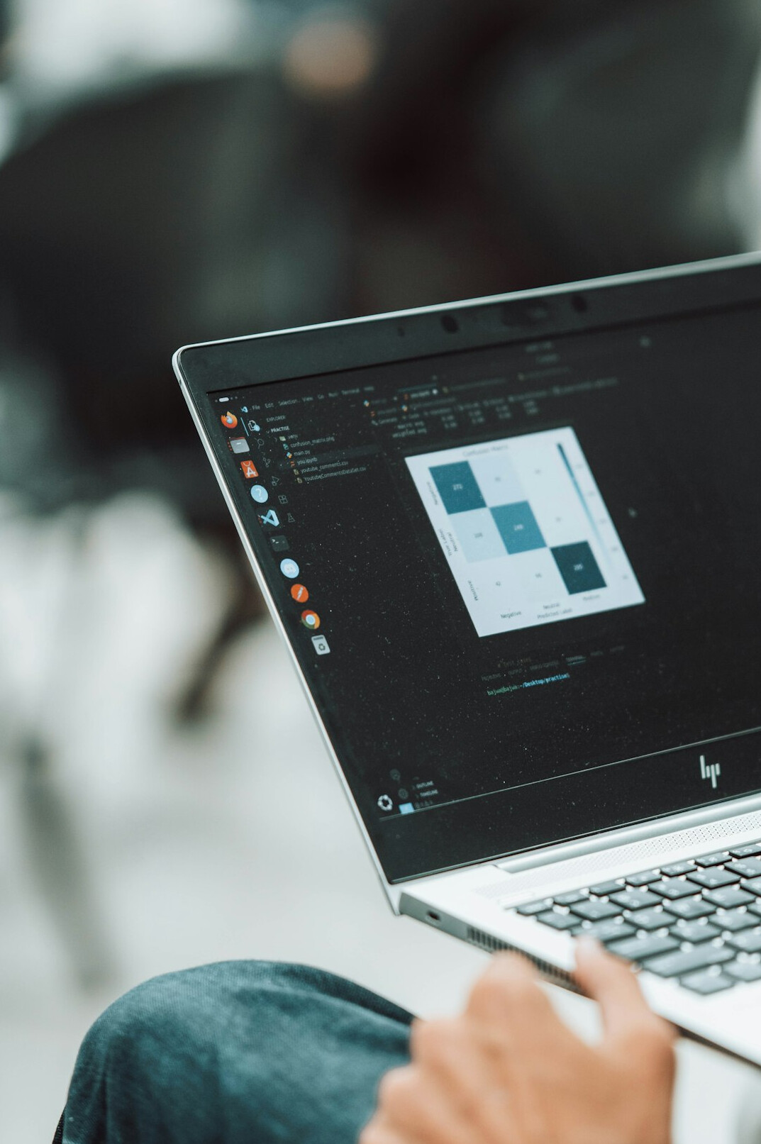 student learning programming online
